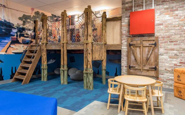 Marriott Vacation Club® at Custom House, Boston