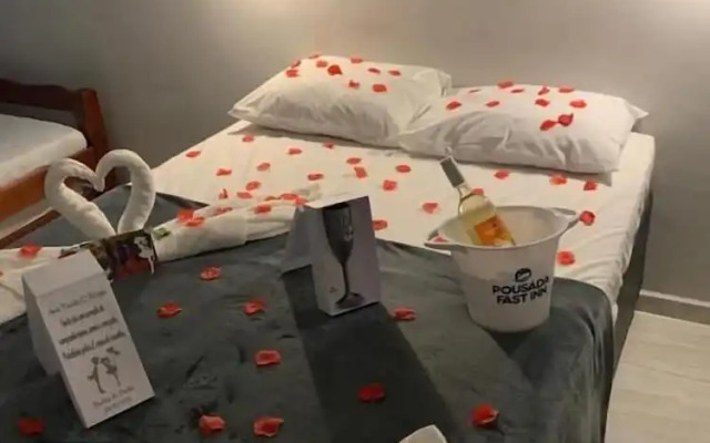 Pousada Fast Inn