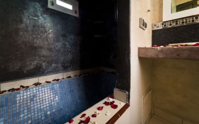 Essaouira Youth Hostel & Social Travel