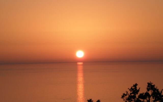Sunset Residence