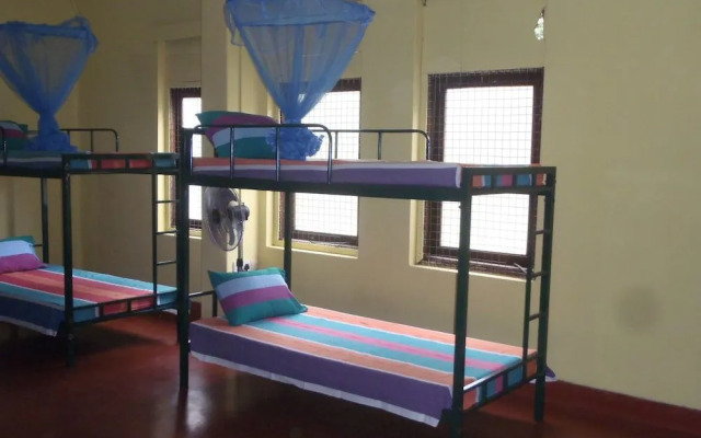 Hikka Train Hostel