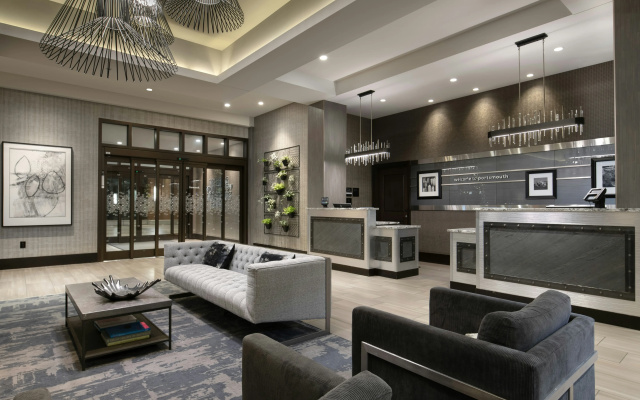 Hampton Inn & Suites Portsmouth Downtown