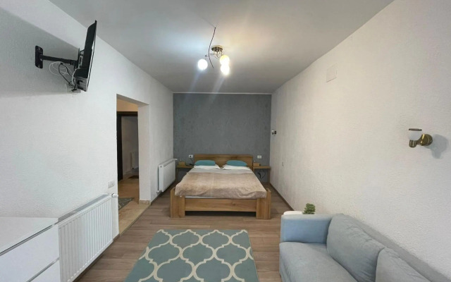 Pensiunea Anotimpuri by Casa Sandu