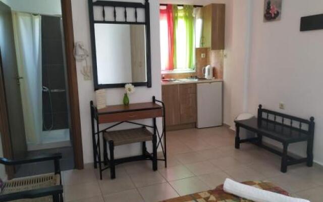 Pardalakis Studio Apartments