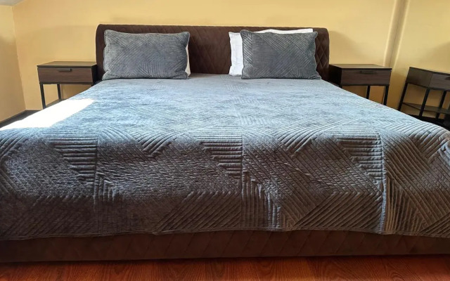 Апартаменты на набережной Воскресенская