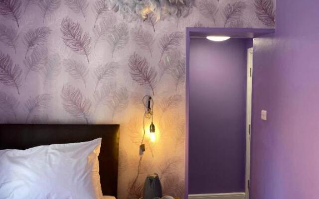 The Black Swan Hotel
