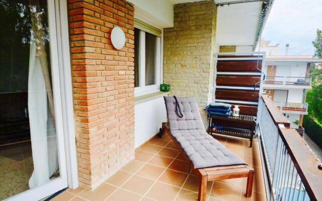 VINYET TRANQUILITY steps from the beach and pool