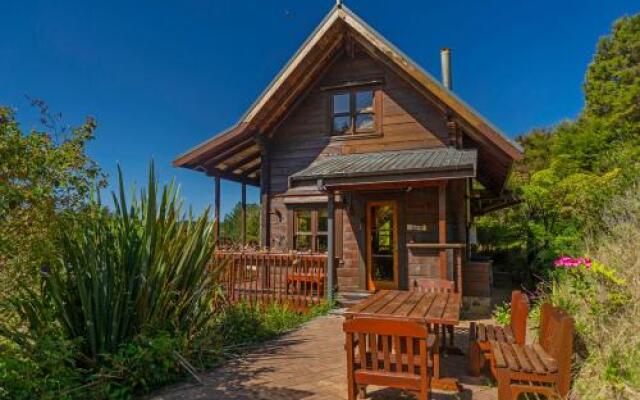 Kuaotunu Chalets