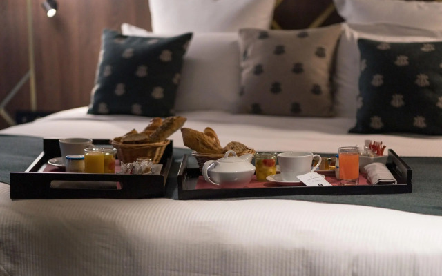 Aigle Noir Hotel Fontainebleau -  MGallery Collection