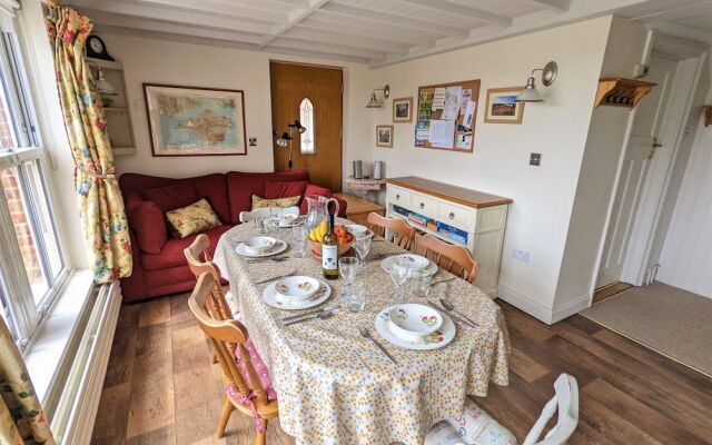 Clara Cottage