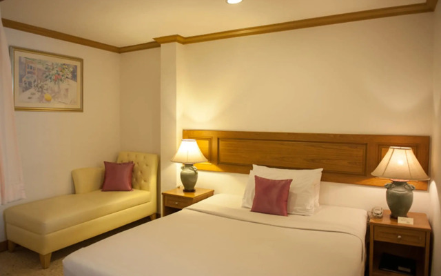 Lido Beach Hotel Pattaya