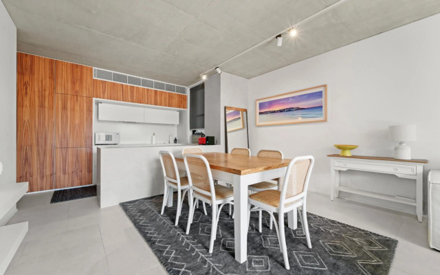 Premium Bondi Beach 2 Bedroom with Beach view and parking
