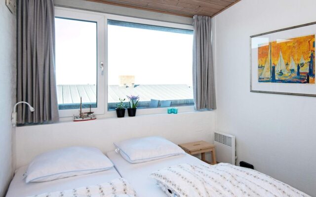 Beautiful Holiday Home in Henne Near Sea
