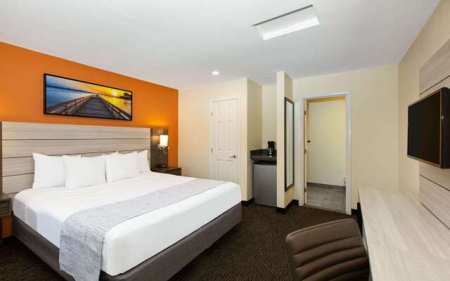 Days Inn by Wyndham Monterey-Fisherman's Wharf Aquarium