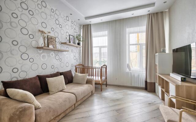 MyHomeYourHome Пирогова 10