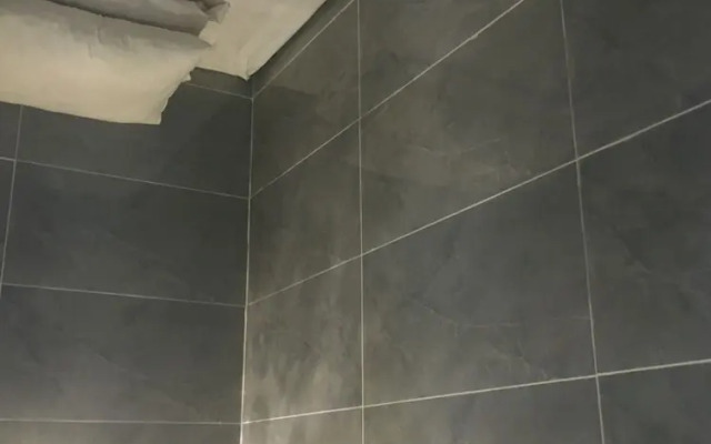 Oriental Pearl Hostel