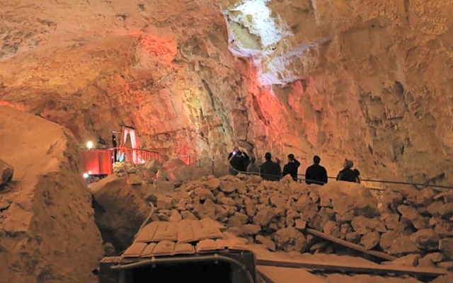 Grand Canyon Caverns Inn