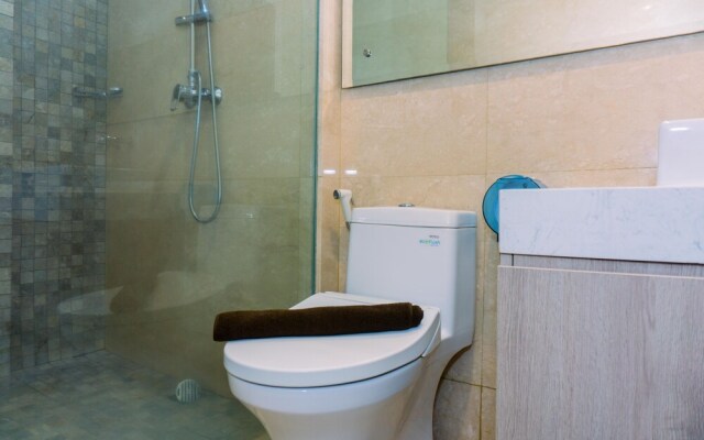 Spacious 3BR Apartment At 8th Floor Veranda Residence Puri