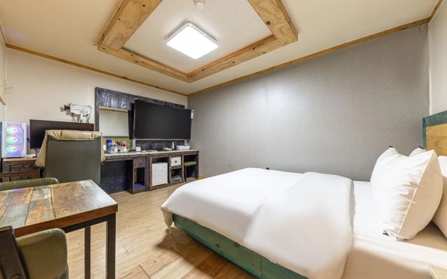 Gwangju Sinandong Hotel Napoli