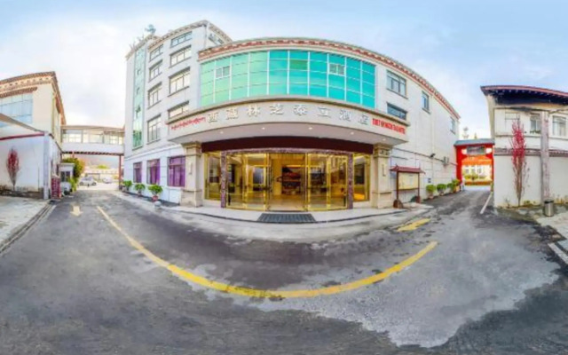 Tall Hotel