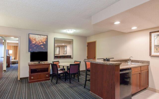 Sonesta Suites Dallas Park Central