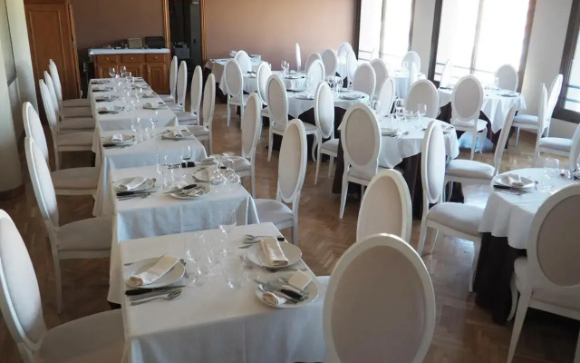 Hotel ELE Acueducto