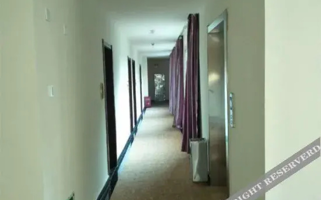 jinbiao Hotel (Xiyuan Liantang Avenue, Nanchang County)