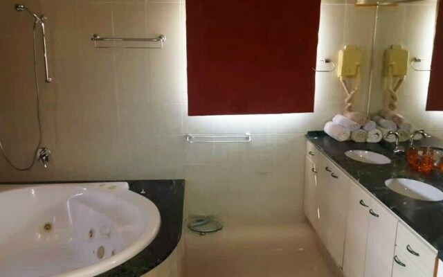 Apart Hotel Wow Deluxe