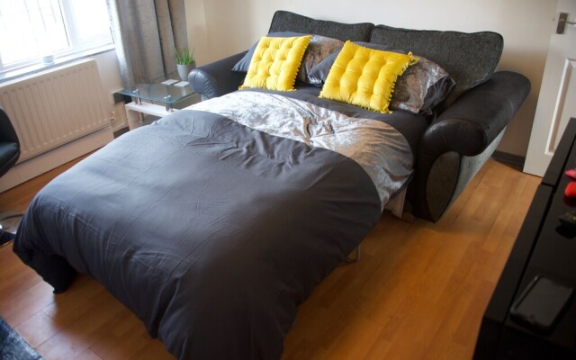 Central Canterbury Apartment
