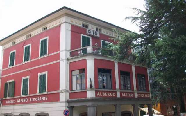 Hotel Alpino