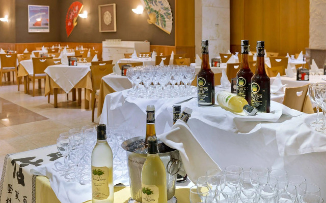 Hotel Port Eugeni