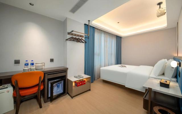Warmyes Business Hotel
