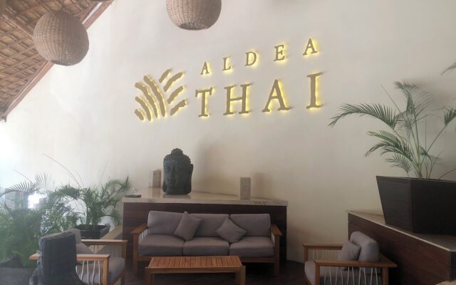 Aldea Thai penthouse 307 ocean view