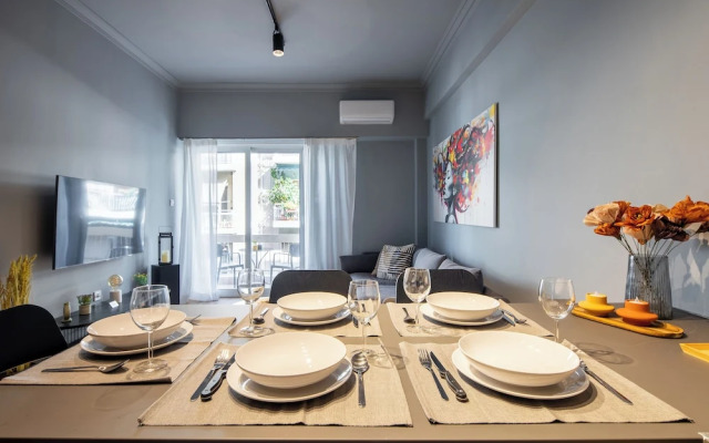Zephyr 3-Bedroom Apartment in Athens