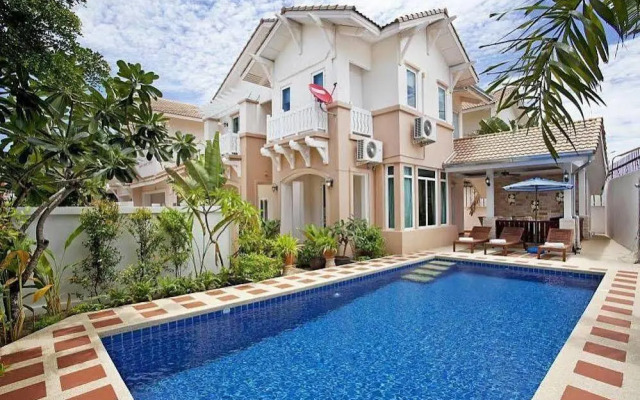 Jomtien Summertime Villa