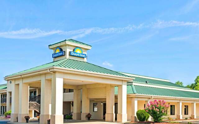 Days Inn by Wyndham Covington