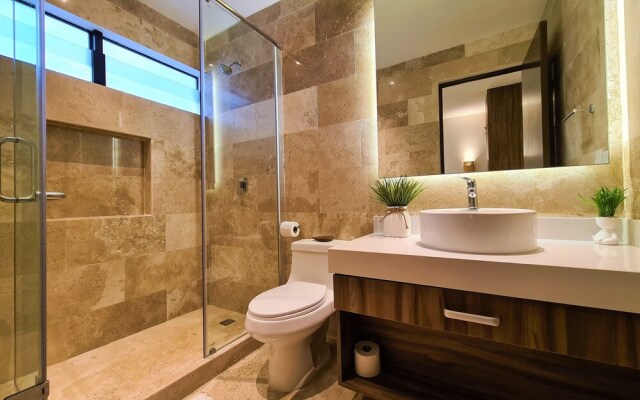 Bahay By Riviera Rentals