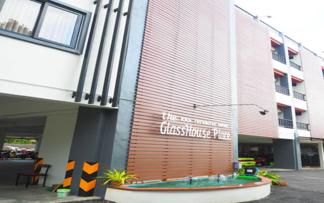 The Glasshouse Place (SHA Extra Plus)