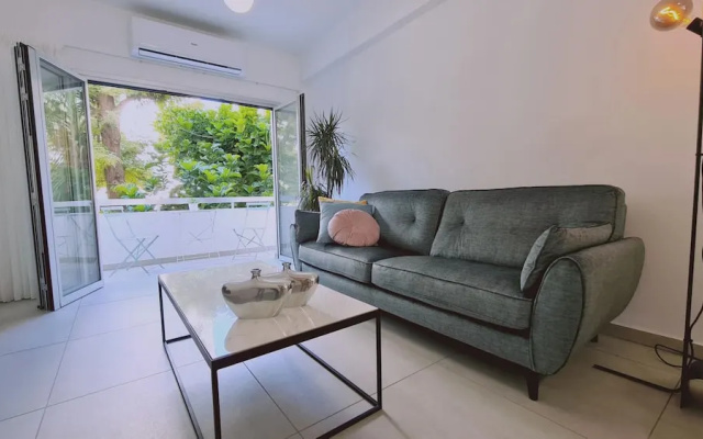 97 LIM - Stay Vital Elegance Apartment
