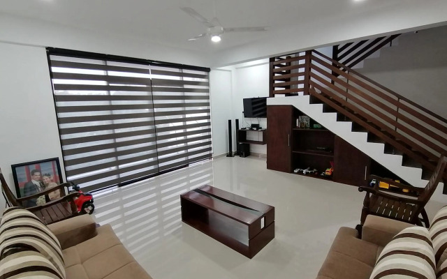 D & D Richmond by DEE DEE