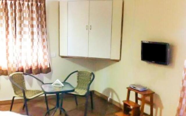 1 BR Guest house in Charbagh, Lucknow (B0F7), by GuestHouser