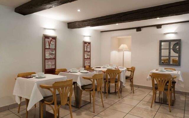 Logis Hôtel Le Parc de Geoffroy