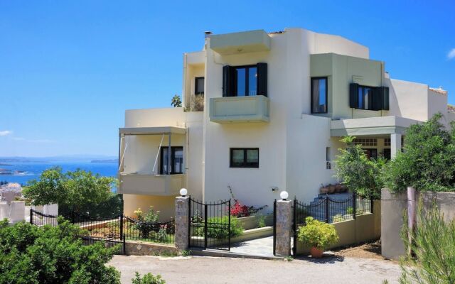 Koralia - Chania's Card Postal Villa Majestic View