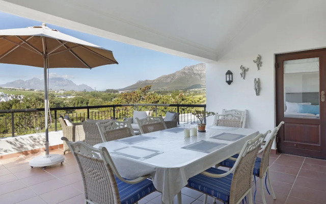 Winelands Golf Lodges 1