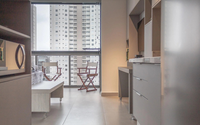 BHomy Vila Olímpia Charmoso e com varanda AL36