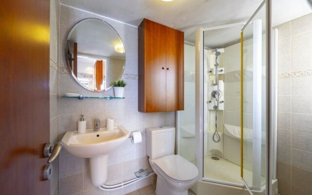 Meneou Beachfront Villa 5