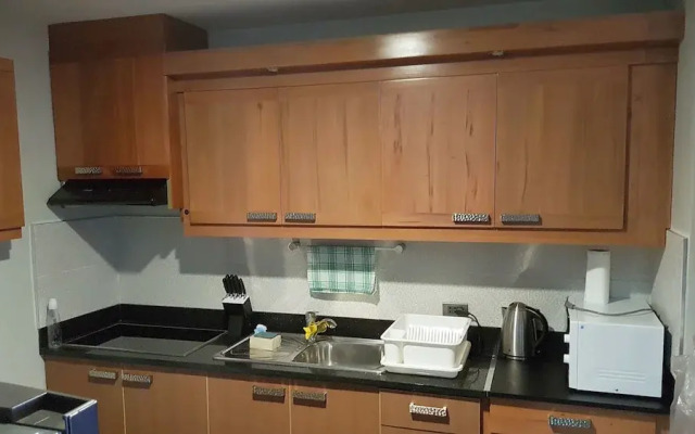 La Mirada Residences