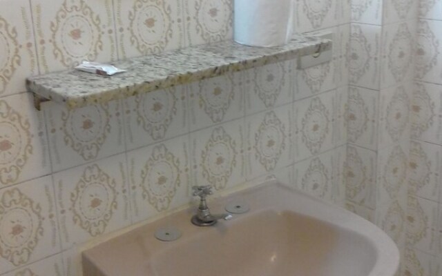 Alvear Hotel