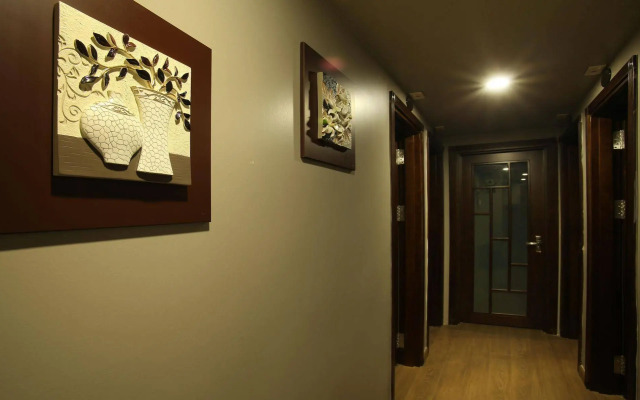 Western Hanoi Hotel