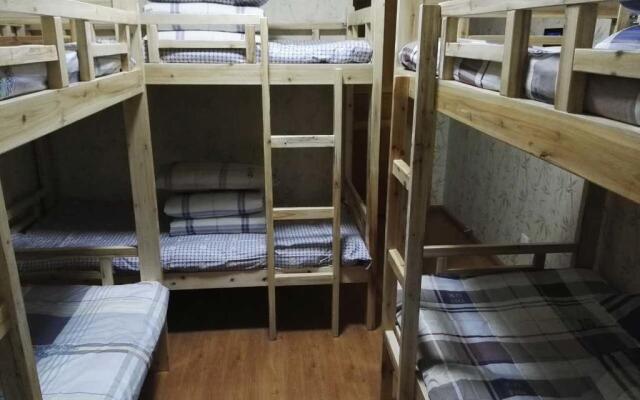 Cloud Tour Youth Hostel